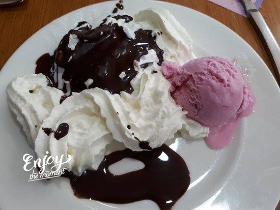 Hotel Restaurant de Les Neus